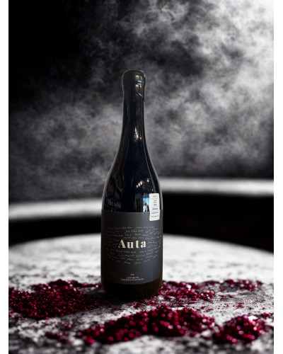 Botella de Auta Tinto 2025 elaborada con Listán Negro en Lanzarote.